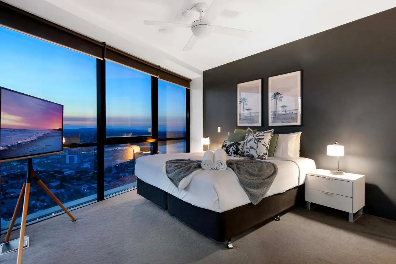 Hinterland View Apartments - Circle On Cavill - Self Contained, Privately Managed Gold Coast