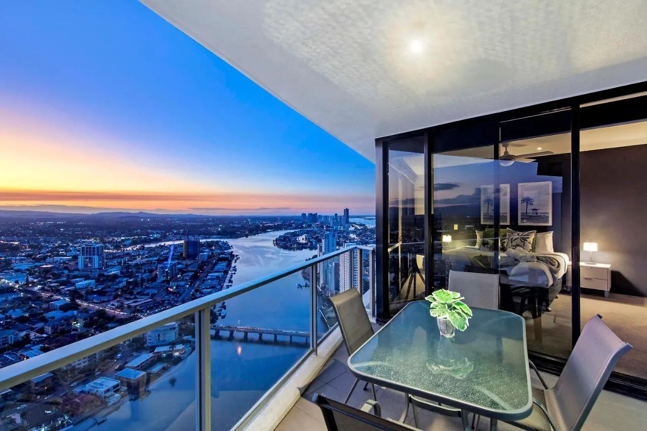 Hinterland View Apartments - Circle On Cavill - Self Contained, Privately Managed Gold Coast